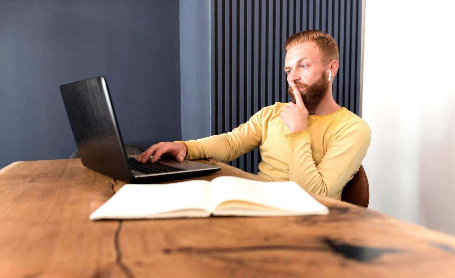 Environnement collaboratif d'apprentissage financier